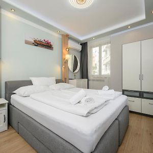 Elegance Palais Palffy Apartments Vienna