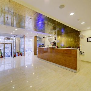 Hotel Grand Suites By D'Capitol Near Delhi Airport